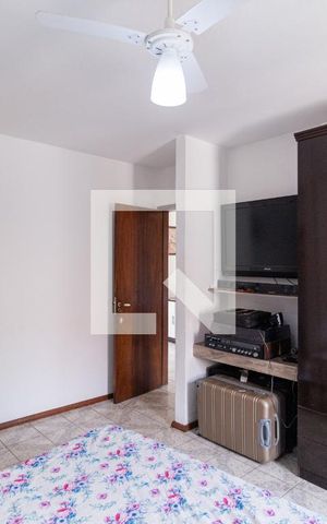 Casa à venda com 224m², 5 quartos e 3 vagasQuarto 2