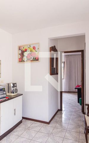 Casa à venda com 224m², 5 quartos e 3 vagasCorredor