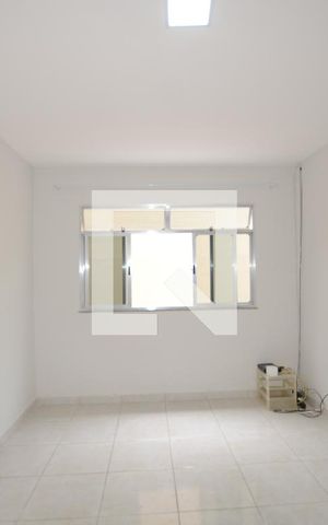 Casa para alugar com 110m², 2 quartos e sem vagaSala