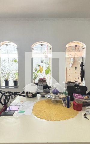 Casa para alugar com 196m², 3 quartos e 3 vagas Casa para alugar com 196m², 3 quartos e 3 vagasCopa