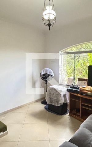 Casa para alugar com 196m², 3 quartos e 3 vagas Casa para alugar com 196m², 3 quartos e 3 vagasSala - Sala de Jantar