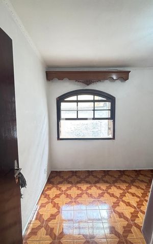Casa para alugar com 196m², 3 quartos e 3 vagas Casa para alugar com 196m², 3 quartos e 3 vagasQuarto 2