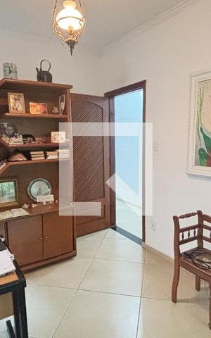 Casa para alugar com 196m², 3 quartos e 3 vagas Casa para alugar com 196m², 3 quartos e 3 vagasSala - Sala de Jantar