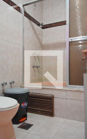 Casa à venda com 257m², 4 quartos e 2 vagasBanheiro Corredor