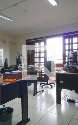 Casa à venda com 257m², 4 quartos e 2 vagasQuarto 3