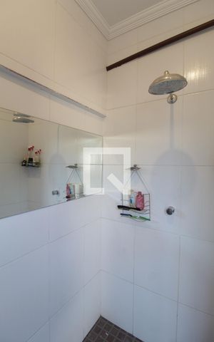 Casa à venda com 492m², 3 quartos e 3 vagasSauna