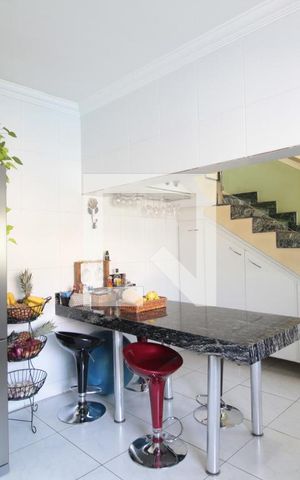 Casa à venda com 492m², 3 quartos e 3 vagasCozinha
