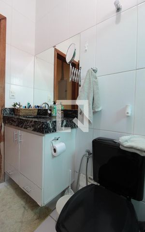 Casa à venda com 492m², 3 quartos e 3 vagasBanheiro Social