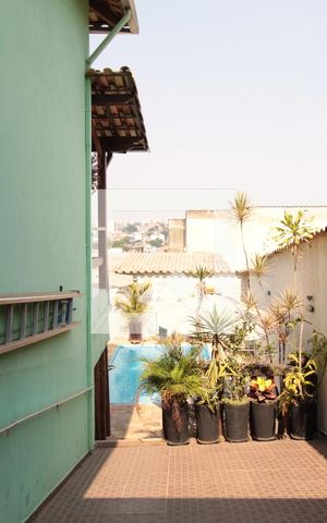 Casa à venda com 492m², 3 quartos e 3 vagasGaragem