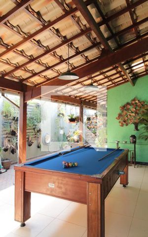 Casa à venda com 492m², 3 quartos e 3 vagasHall de Entrada