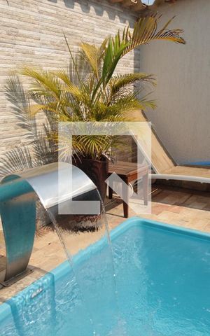 Casa à venda com 492m², 3 quartos e 3 vagasPiscina