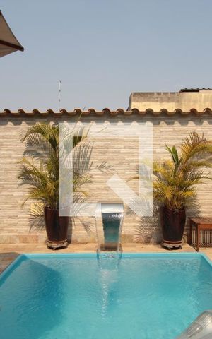 Casa à venda com 492m², 3 quartos e 3 vagasPiscina