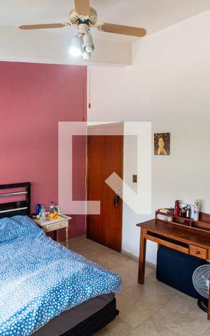 Casa à venda com 220m², 3 quartos e 2 vagasQuarto 1