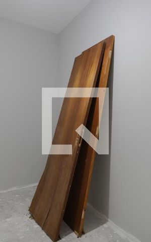 Casa à venda com 110m², 3 quartos e 2 vagas Casa à venda com 110m², 3 quartos e 2 vagasCloset da suíte 1