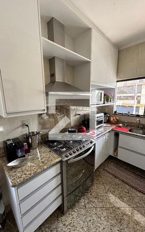 Casa para alugar com 500m², 6 quartos e 2 vagas Casa para alugar com 500m², 6 quartos e 2 vagasCasa 1