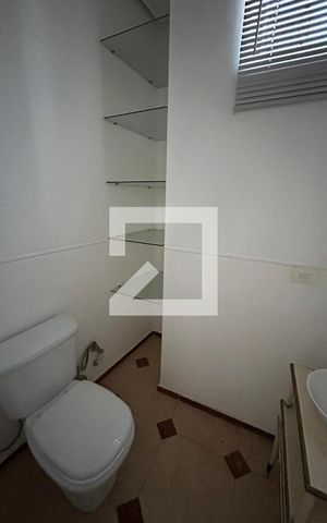 Casa para alugar com 500m², 6 quartos e 2 vagas Casa para alugar com 500m², 6 quartos e 2 vagasCasa 2