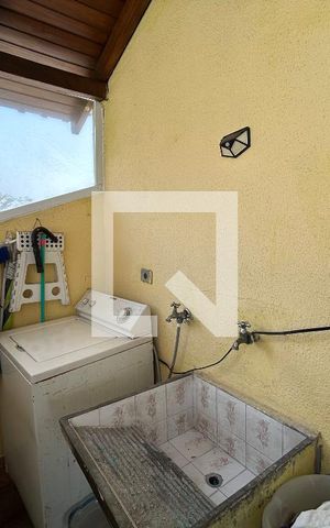 Casa para alugar com 500m², 6 quartos e 2 vagas Casa para alugar com 500m², 6 quartos e 2 vagasCasa 1