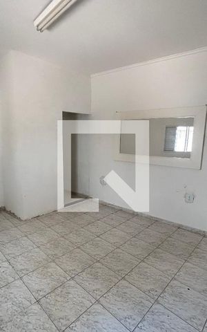 Casa para alugar com 500m², 6 quartos e 2 vagas Casa para alugar com 500m², 6 quartos e 2 vagasCasa 4