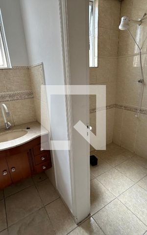 Casa para alugar com 500m², 6 quartos e 2 vagas Casa para alugar com 500m², 6 quartos e 2 vagasCasa 2