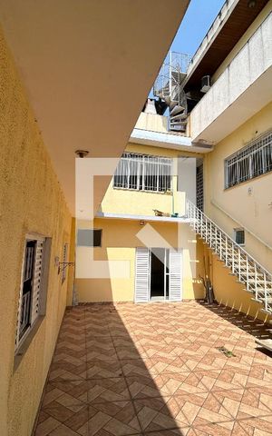 Casa para alugar com 500m², 6 quartos e 2 vagas Casa para alugar com 500m², 6 quartos e 2 vagasQuintal