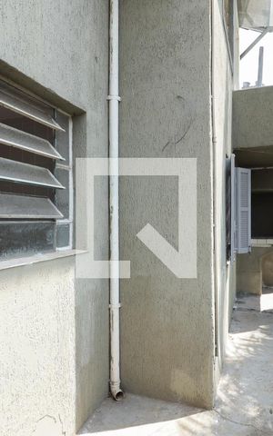 Casa para alugar com 40m², 1 quarto e 1 vagaÁrea de Serviço