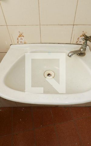 Casa para alugar com 40m², 1 quarto e 1 vagaBanheiro