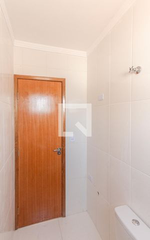 Apartamento à venda com 46m², 2 quartos e sem vaga Apartamento à venda com 46m², 2 quartos e sem vagaBanheiro