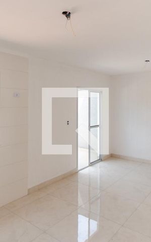 Apartamento à venda com 46m², 2 quartos e sem vaga Apartamento à venda com 46m², 2 quartos e sem vagaSala e Cozinha