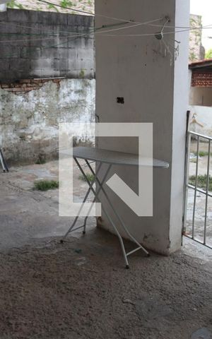 Casa à venda com 110m², 2 quartos e 1 vagaÁrea de Serviço
