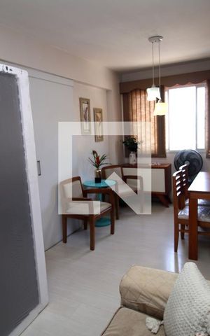 Apartamento à venda com 47m², 2 quartos e 1 vagaSala