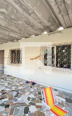 Casa à venda com 200m², 6 quartos e 3 vagas Casa à venda com 200m², 6 quartos e 3 vagasVaranda casa 2