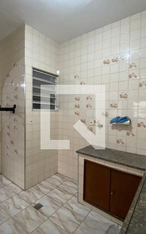 Casa à venda com 200m², 6 quartos e 3 vagas Casa à venda com 200m², 6 quartos e 3 vagasCozinha
