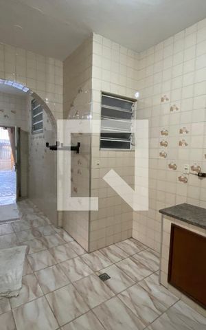 Casa à venda com 200m², 6 quartos e 3 vagas Casa à venda com 200m², 6 quartos e 3 vagasCozinha