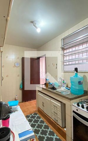 Casa à venda com 200m², 6 quartos e 3 vagas Casa à venda com 200m², 6 quartos e 3 vagasCozinha casa 2