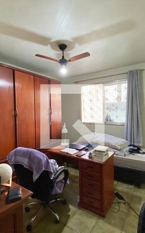 Casa à venda com 200m², 6 quartos e 3 vagas Casa à venda com 200m², 6 quartos e 3 vagasQuarto 5 casa 2