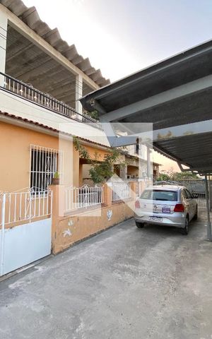 Casa à venda com 200m², 6 quartos e 3 vagas Casa à venda com 200m², 6 quartos e 3 vagasGaragem