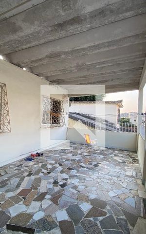 Casa à venda com 200m², 6 quartos e 3 vagas Casa à venda com 200m², 6 quartos e 3 vagasVaranda casa 2