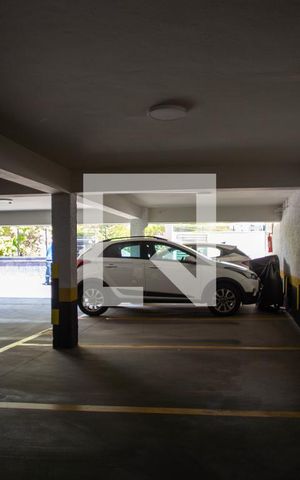 Apartamento à venda com 238m², 4 quartos e 1 vaga Apartamento à venda com 238m², 4 quartos e 1 vagaGaragem