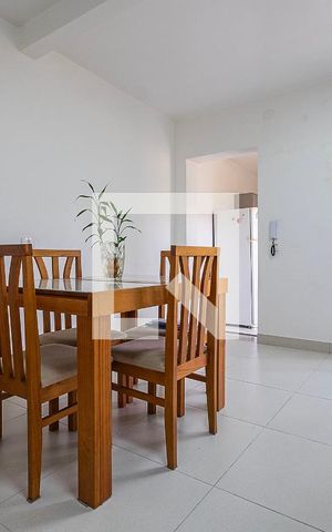 Casa para alugar com 250m², 3 quartos e 4 vagas Casa para alugar com 250m², 3 quartos e 4 vagasSala 2