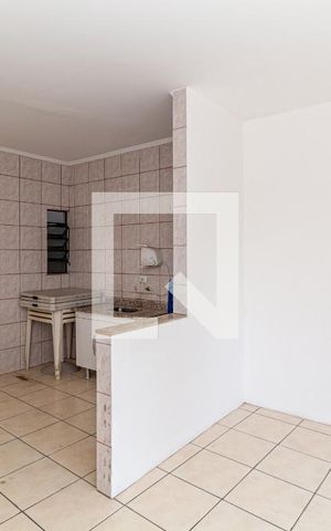 Casa para alugar com 150m², 2 quartos e sem vagaSala
