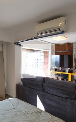 Apartamento à venda com 45m², 1 quarto e 1 vagaSala/Quarto