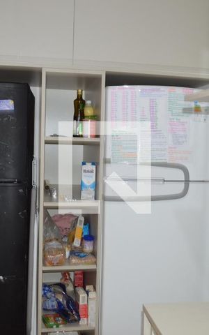 Apartamento à venda com 80m², 4 quartos e sem vagaCozinha e Área de Serviço
