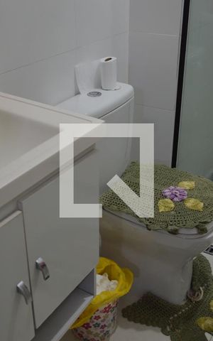 Apartamento à venda com 80m², 4 quartos e sem vagaBanheiro