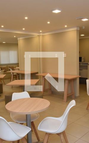 Apartamento para alugar com 27m², 1 quarto e sem vagaÁrea comum - Salão de festas