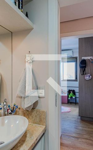Apartamento à venda com 89m², 3 quartos e 1 vagaBanheiro do Corredor