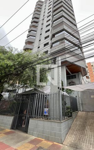 Apartamento à venda com 165m², 3 quartos e 2 vagasFachada + plaquinha
