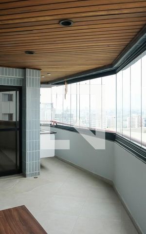 Apartamento à venda com 165m², 3 quartos e 2 vagasVaranda