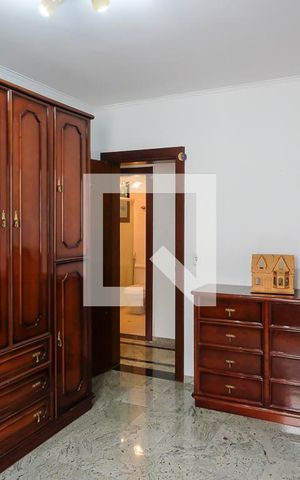 Apartamento à venda com 165m², 3 quartos e 2 vagasQuarto