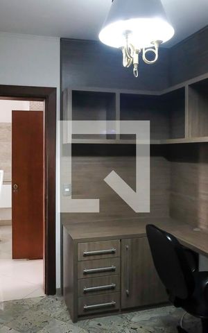 Apartamento à venda com 165m², 3 quartos e 2 vagasEscritório
