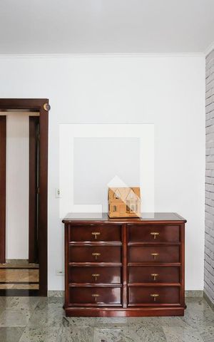 Apartamento à venda com 165m², 3 quartos e 2 vagasQuarto